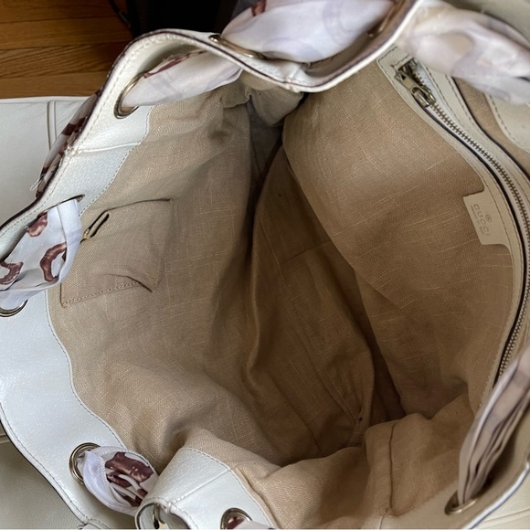 Authentic Gucci Bag. Beautiful! - Picture 15 of 15